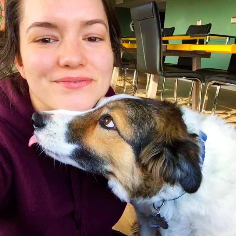Meet your Posher, Olivia